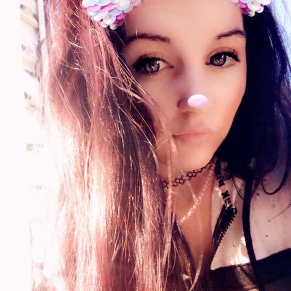 Meet your Posher, Katlyn - Picture 1 of 1